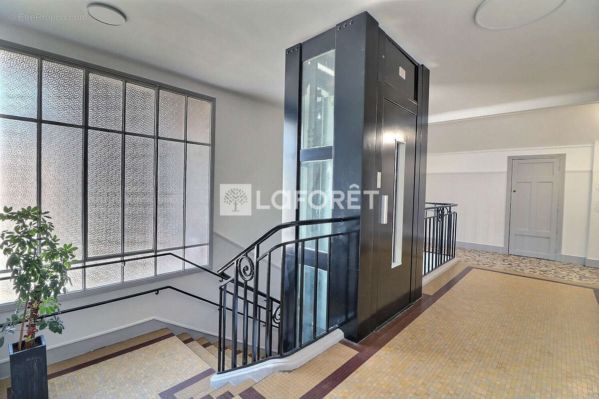 Appartement à PUTEAUX