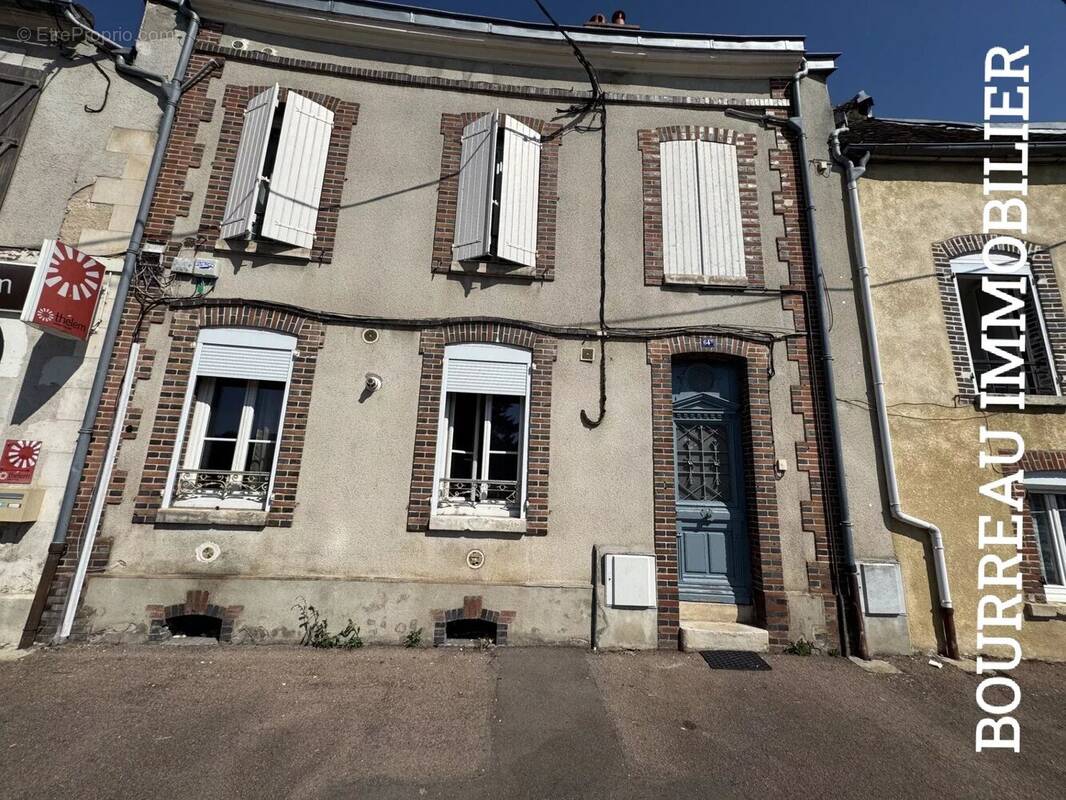 Appartement à JOIGNY