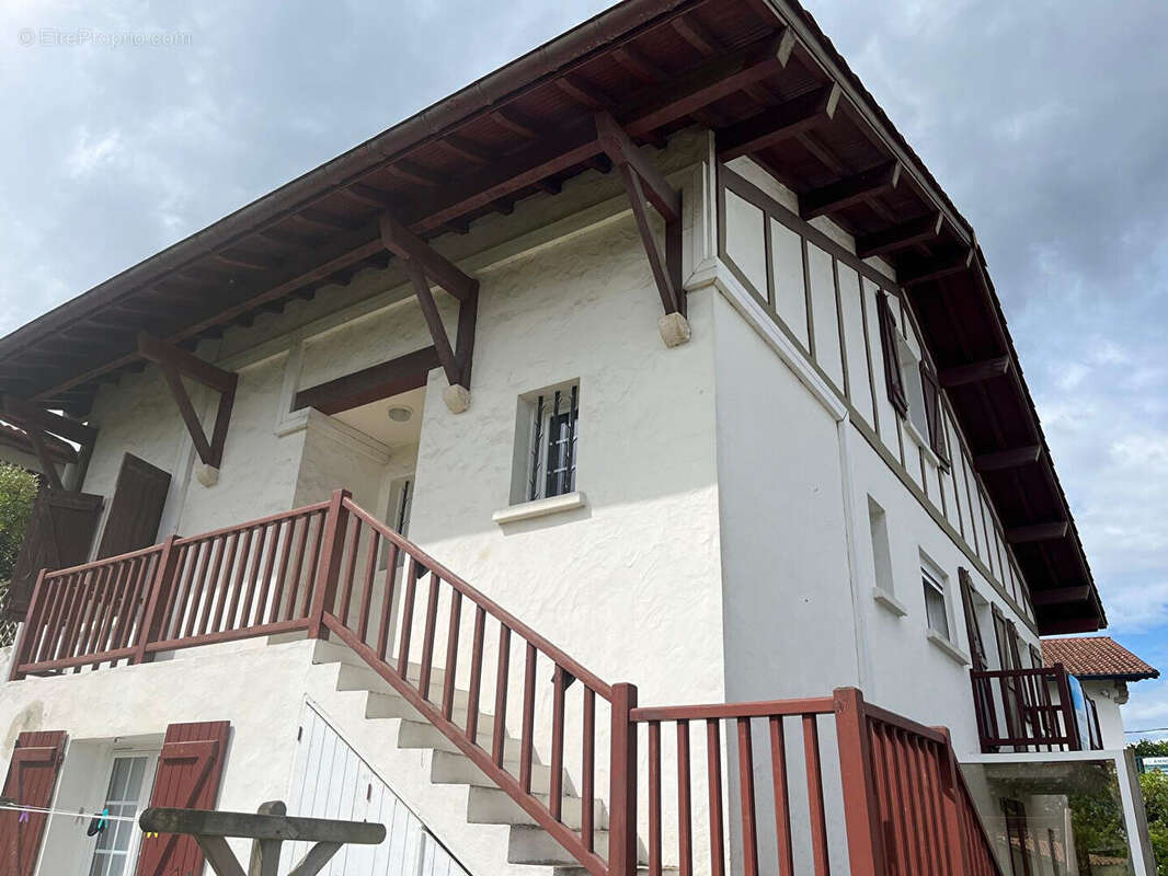 Appartement à CIBOURE