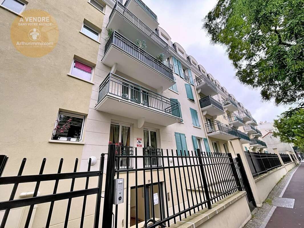 Appartement à EPINAY-SUR-SEINE