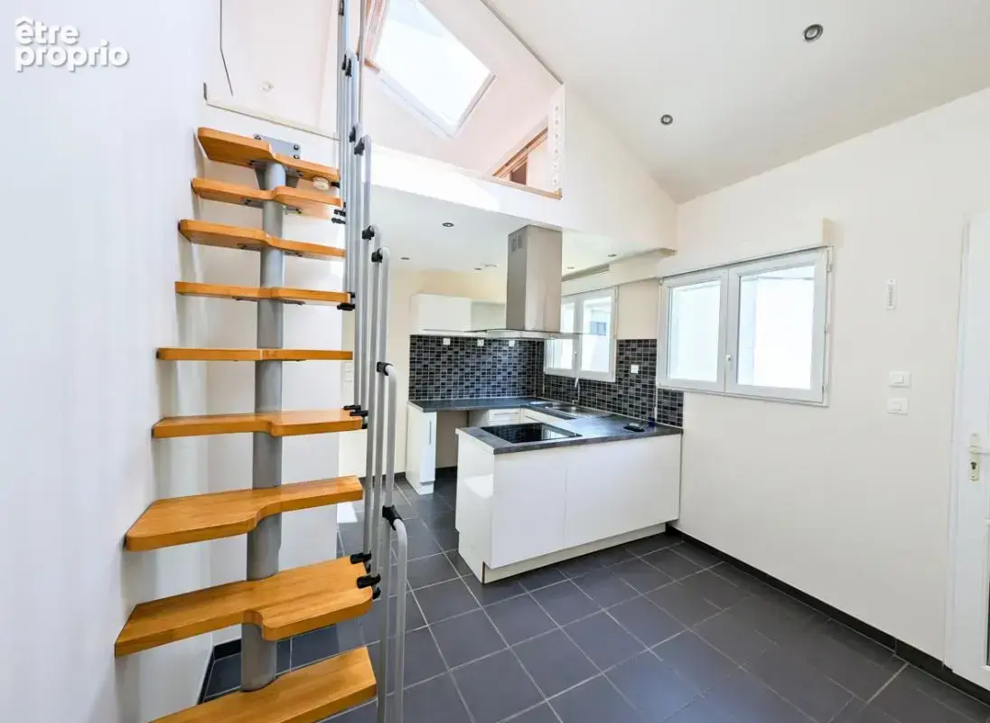 Maison Carquefou 2 pièces  21 m2  carrez  29 m² utiles - photo 3