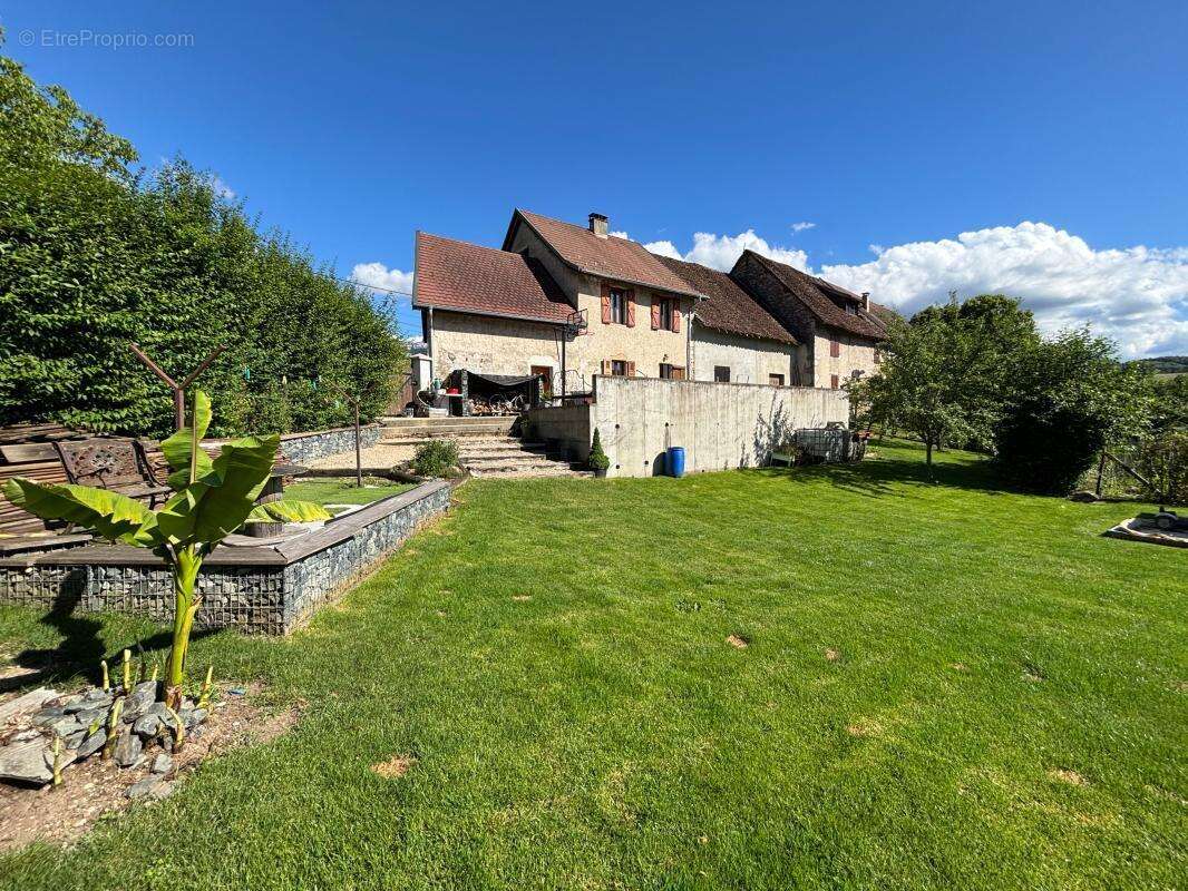 Maison T4 de 105 m² sur 824 m² de terrain - photo 2
