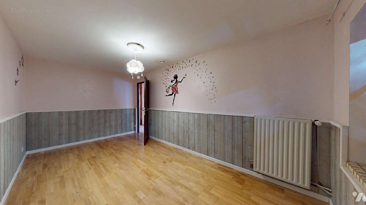 Maison à CHAMPENOUX