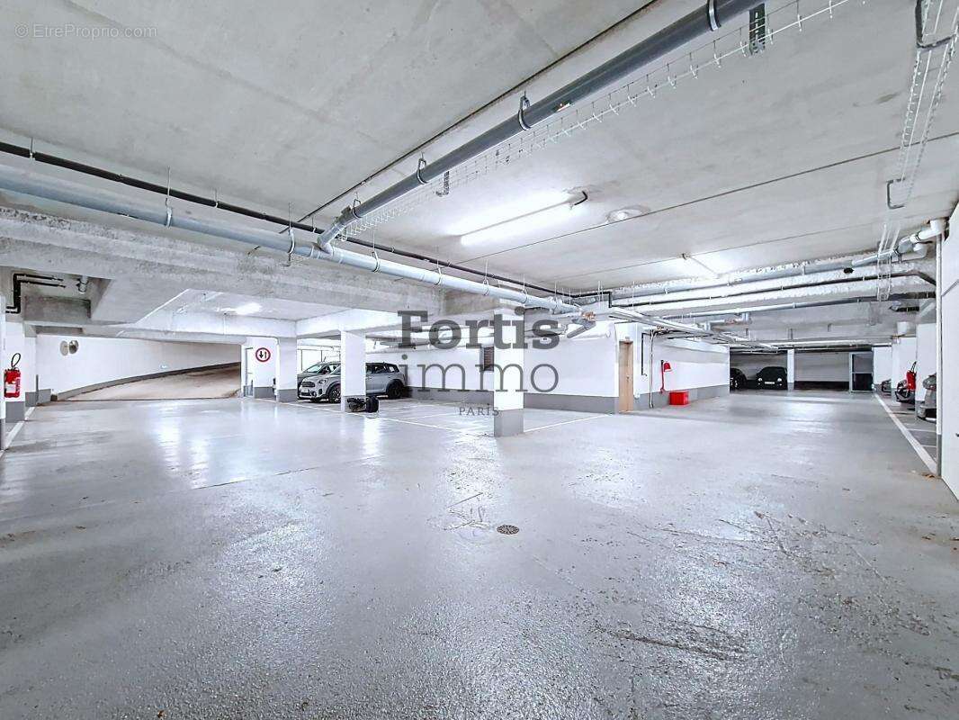 Appartement à LE PLESSIS-ROBINSON