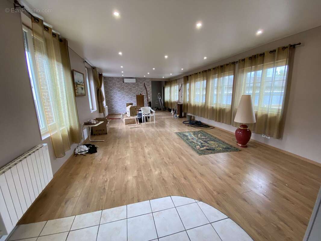 Appartement à BELBEUF