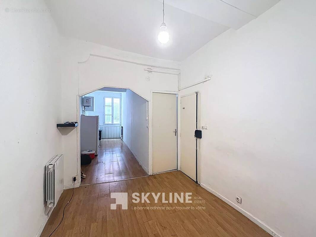 Appartement à MARSEILLE-2E