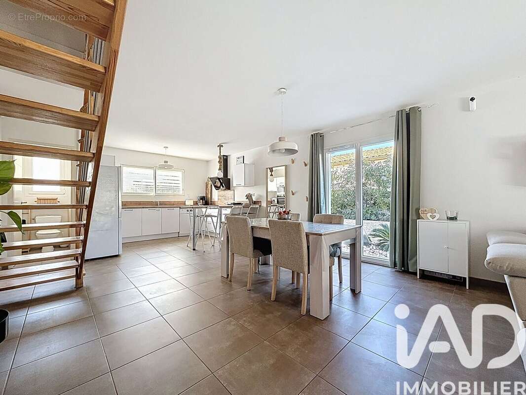 Maison 90 m² à Cers  - photo 3