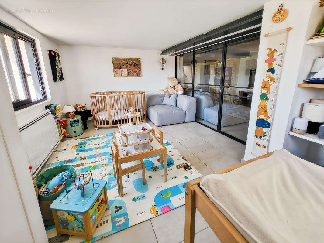 Appartement à CABRIES