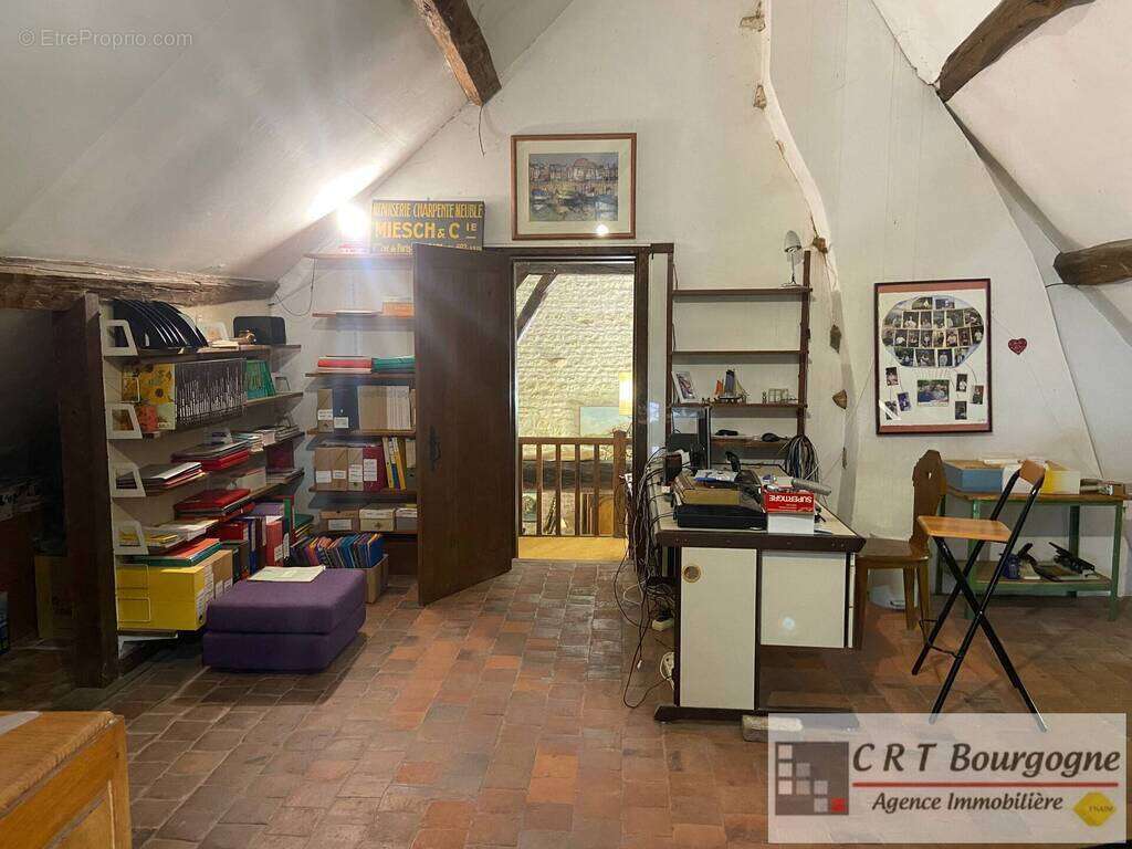 Maison à SAINT-MAURICE-LE-VIEIL