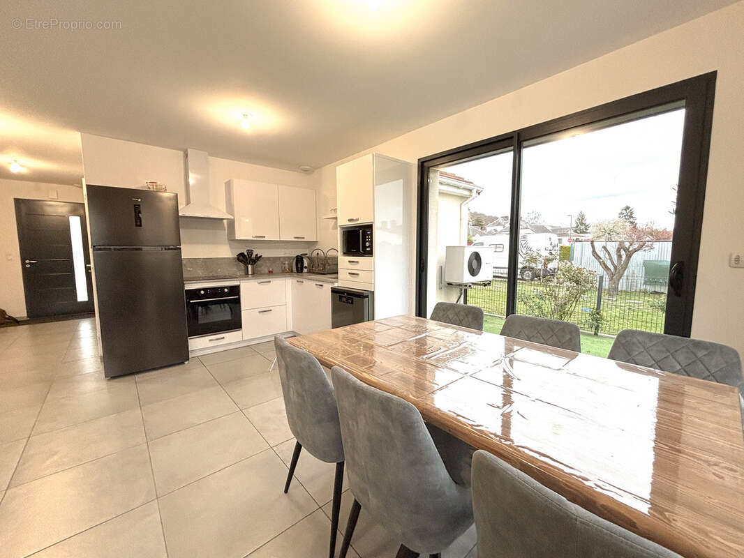 Maison à PONT-DE-L'ARCHE