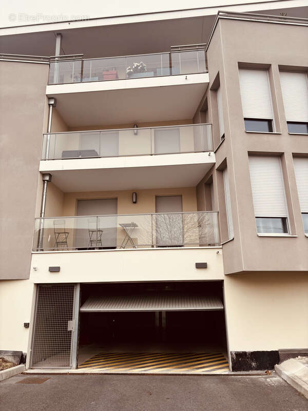 Appartement à TINQUEUX