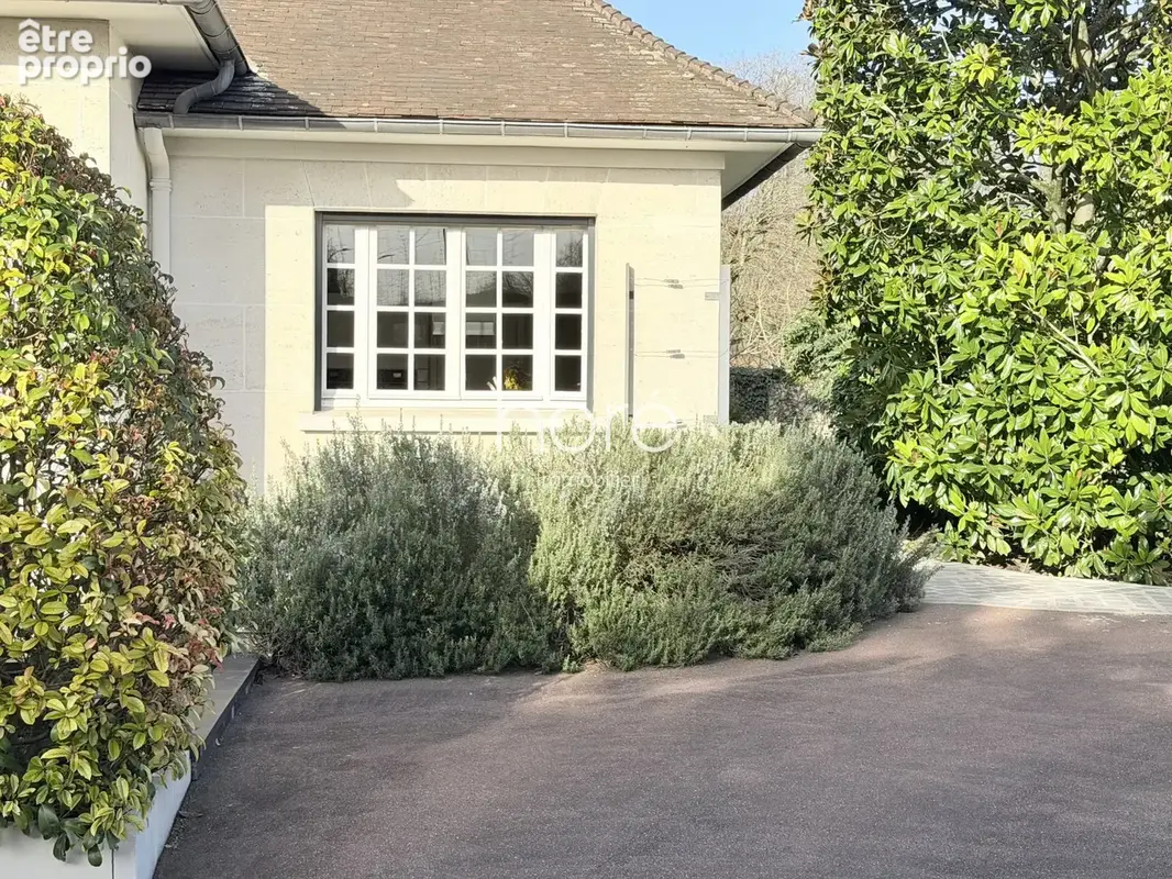 Maison 9 pièces 290 m² à vendre à Beauchamp (95250) - photo 7