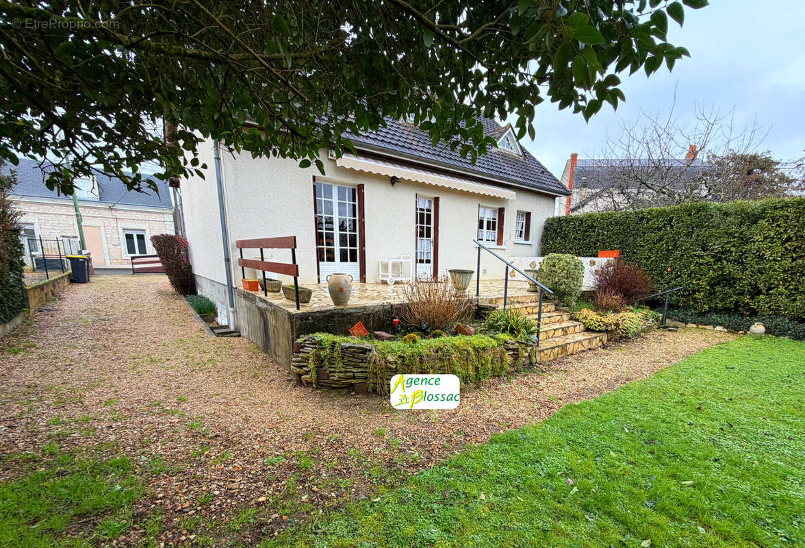 Maison à CHATELLERAULT