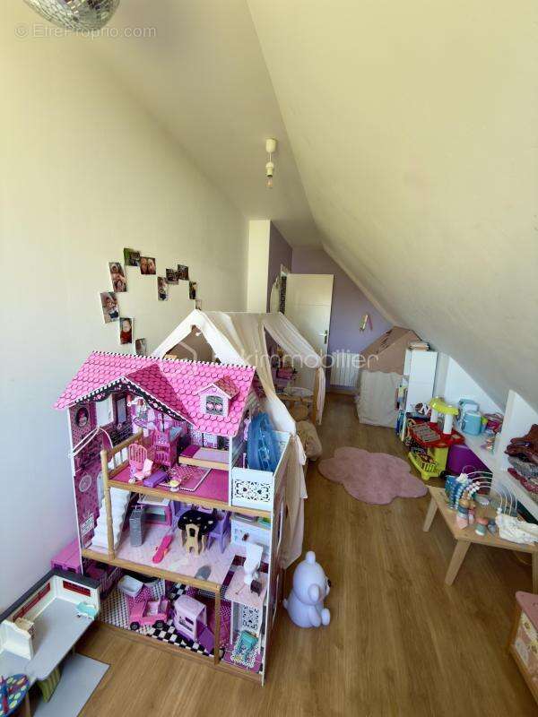 Maison à LA CHAPELLE-DES-MARAIS