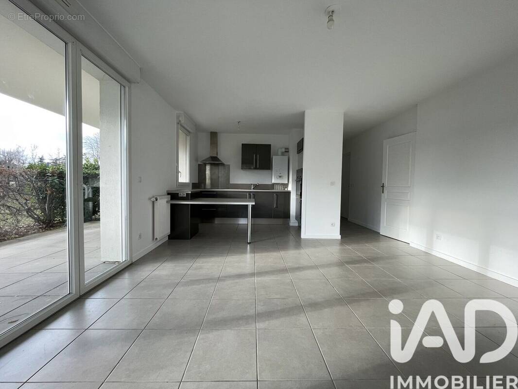 Photo 1 - Appartement à COUBLEVIE