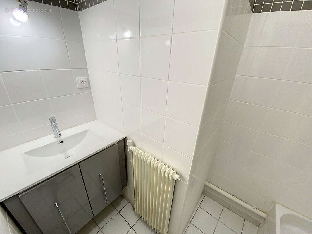Appartement à COLOMBES