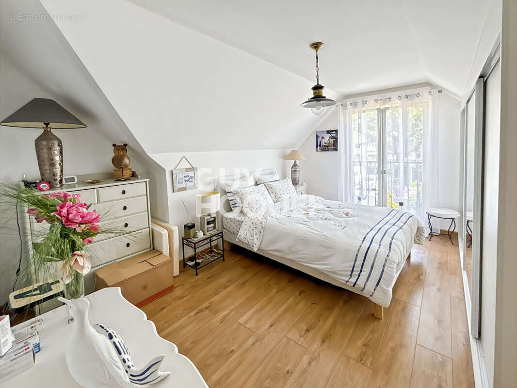 Maison à CREVECOEUR-EN-BRIE
