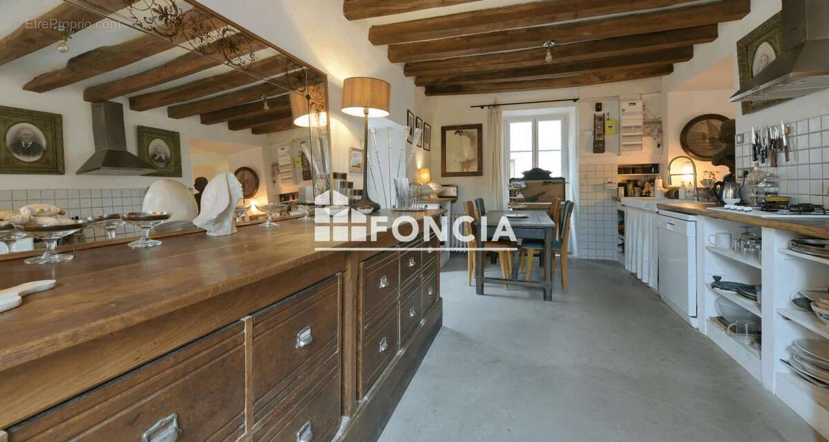 Maison à SILLE-LE-GUILLAUME