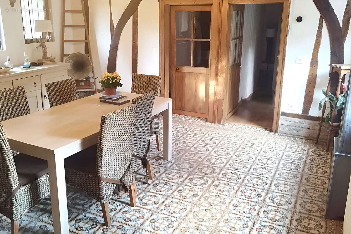 Maison 273m² à beaurainville - photo 2