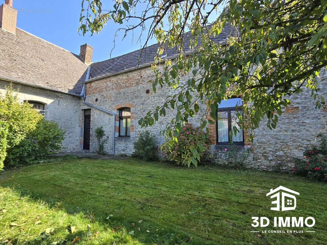 Maison à AVESNELLES