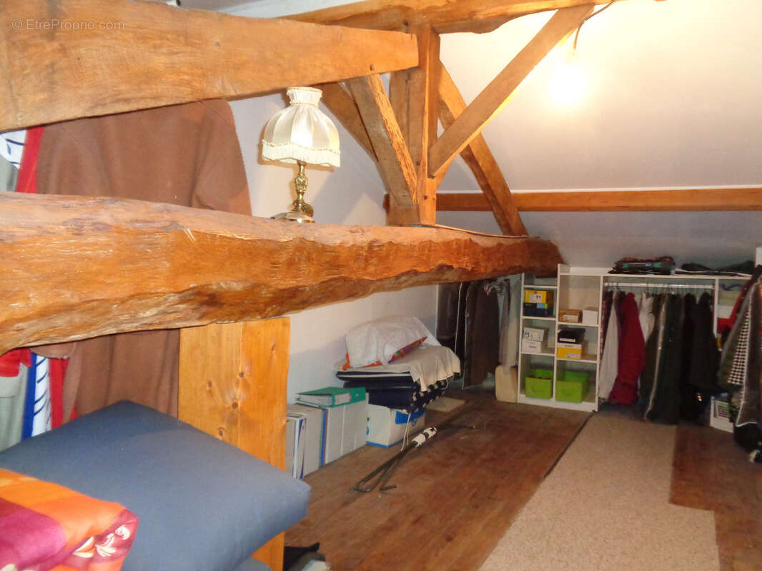Maison charentaise en pierre rénovée – 163 m² habitables – Saint-Ciers-du-Taillon (17240) - photo 17
