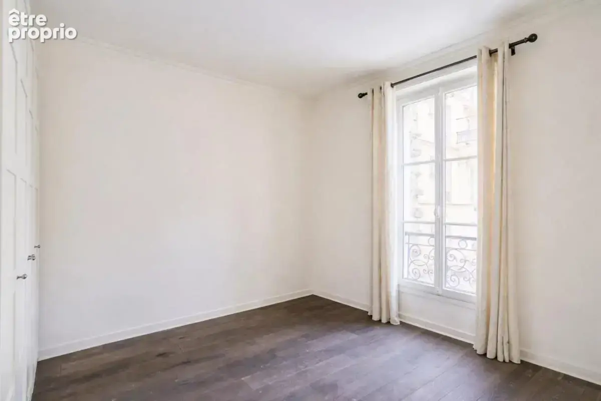 Paris 14ᵉ – Rue Lecuirot – 2 chambres – Balcon filant - photo 6