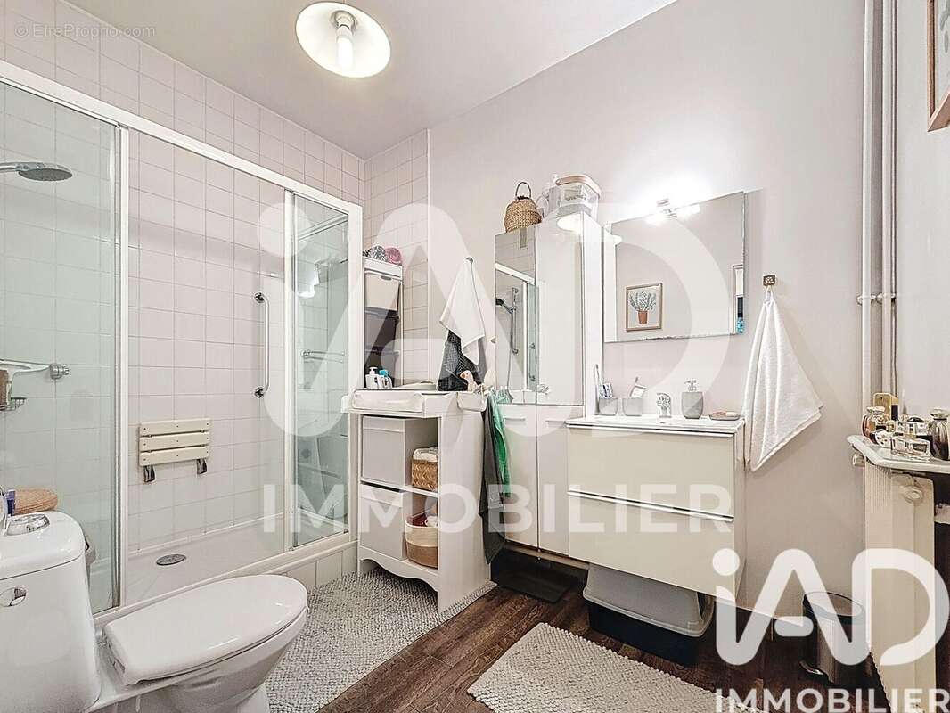 Photo 7 - Appartement à LE MESNIL-LE-ROI