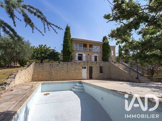 Photo 1 - Maison à SAINT-SATURNIN-LES-APT