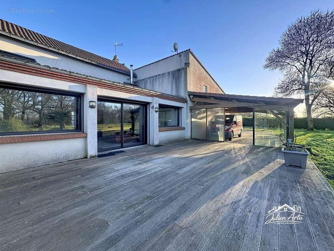 Maison à BEGROLLES-EN-MAUGES