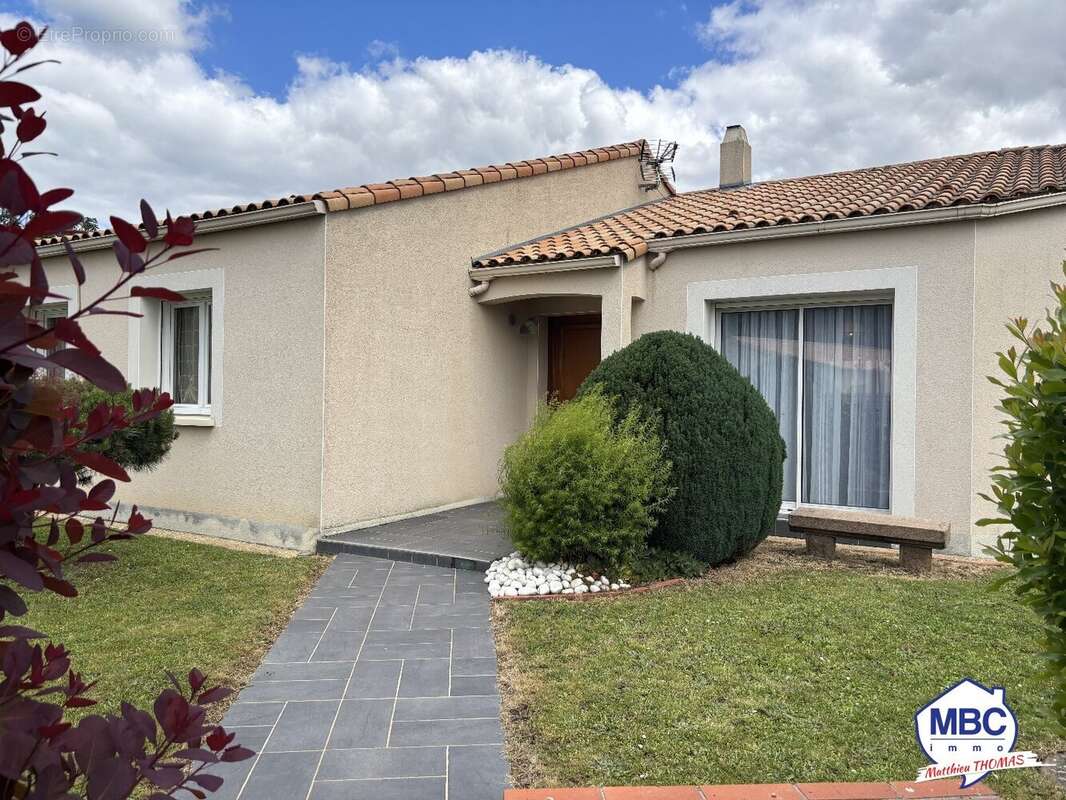 Maison à LA RENAUDIERE