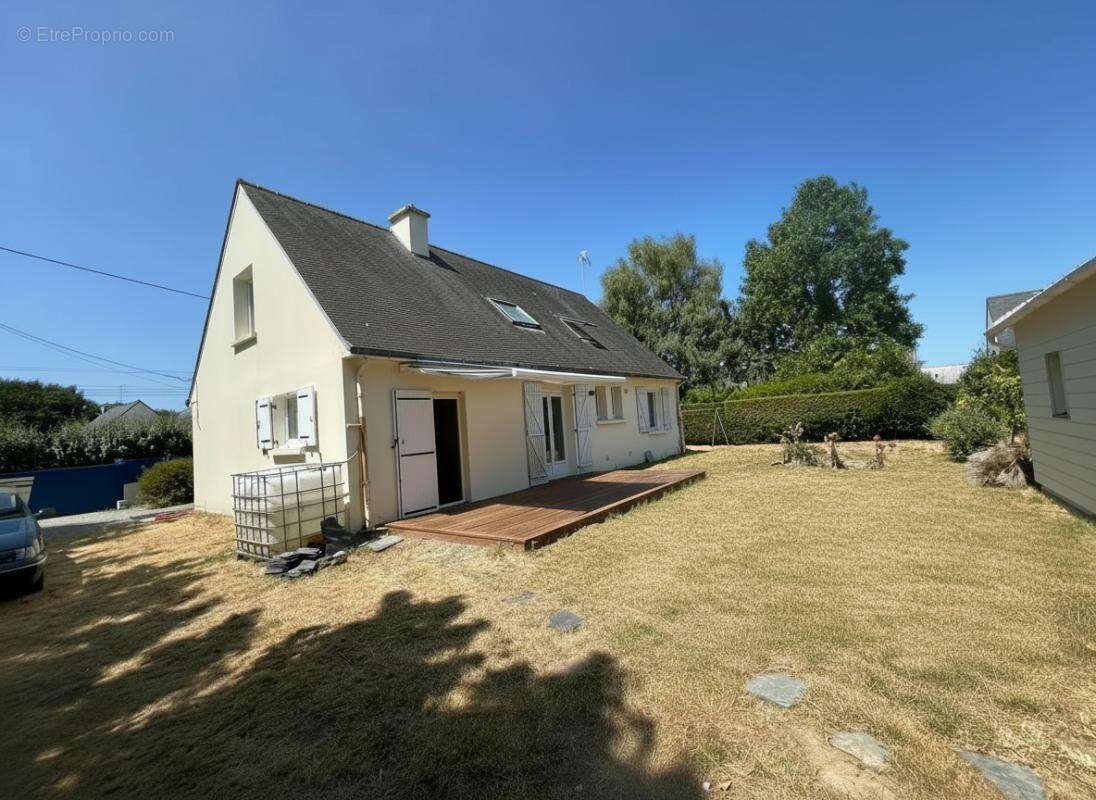 Maison proche mer et commodités à pied -7P-1000m2 zone U - photo 4