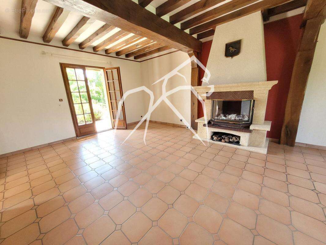 Maison à MONTIGNY