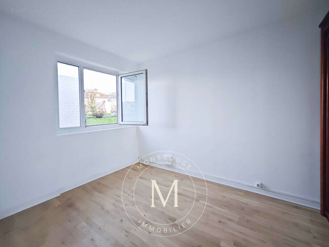 Appartement à MONTROUGE