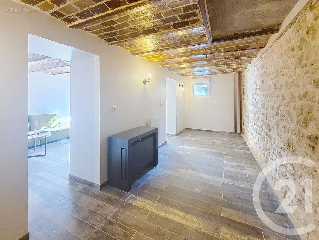 Appartement à BRIE-COMTE-ROBERT