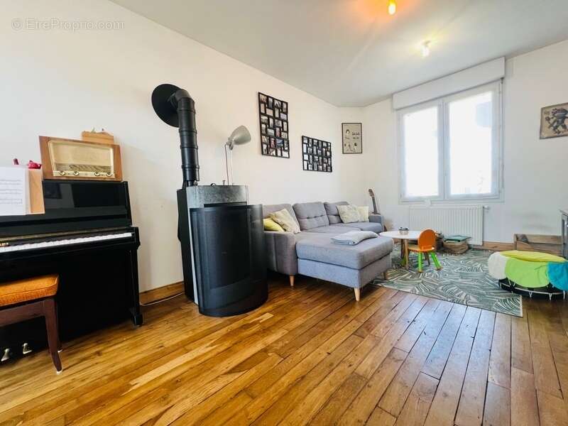 Maison à CHATELLERAULT