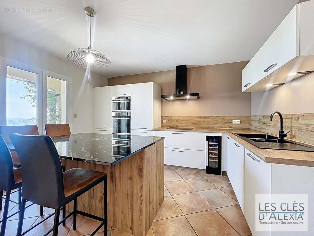 Maison à TUPIN-ET-SEMONS