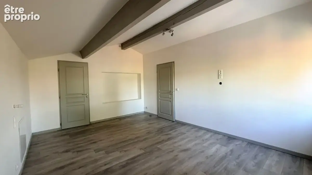 Agde- maison a agde avec grand terrain et beau volume - photo 12