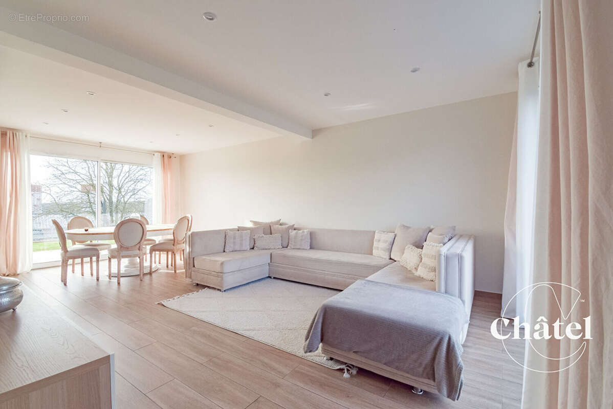 Maison à MONTATAIRE