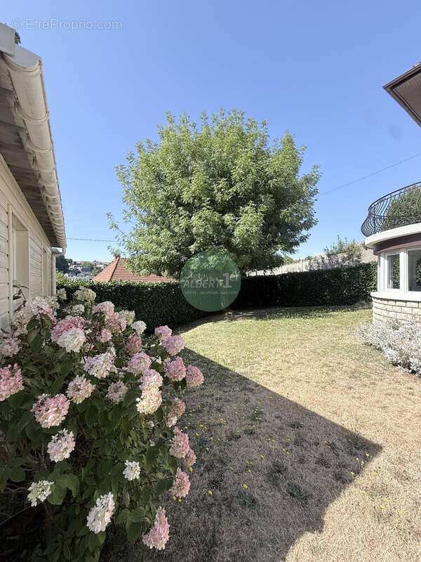 Maison 183 m² à Sainte-Adresse  - photo 4