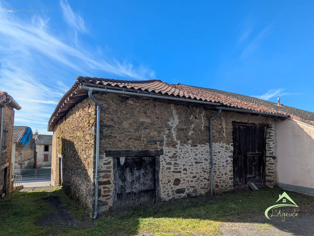Maison à SAILLAT-SUR-VIENNE