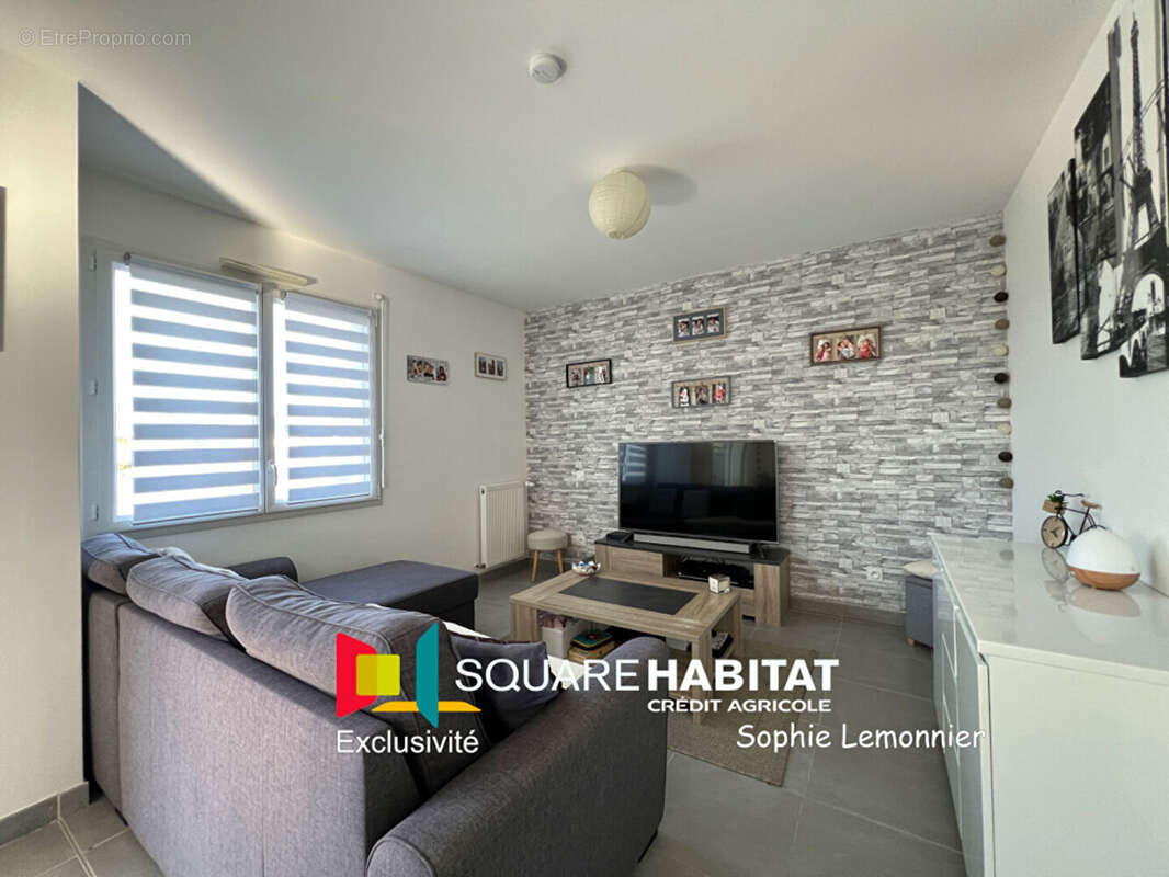 Maison à LA MEMBROLLE-SUR-LONGUENEE