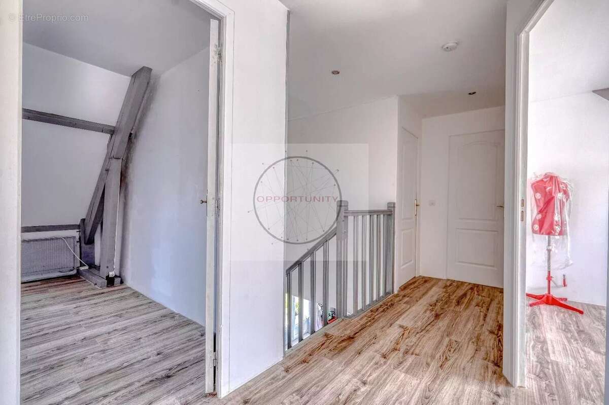 Maison à JOUY-SUR-MORIN