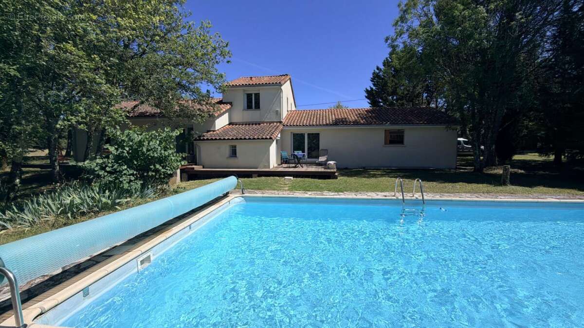 Maison à CAHORS