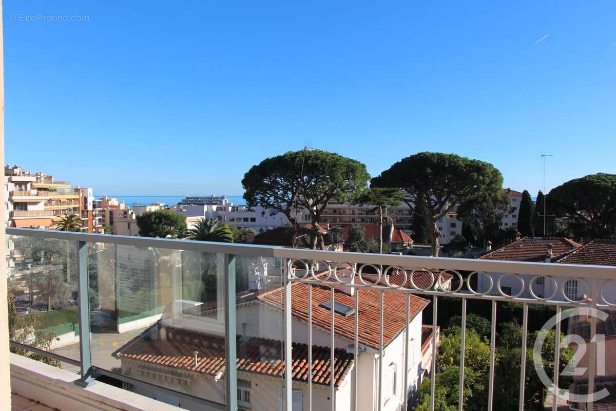 Appartement à ROQUEBRUNE-CAP-MARTIN