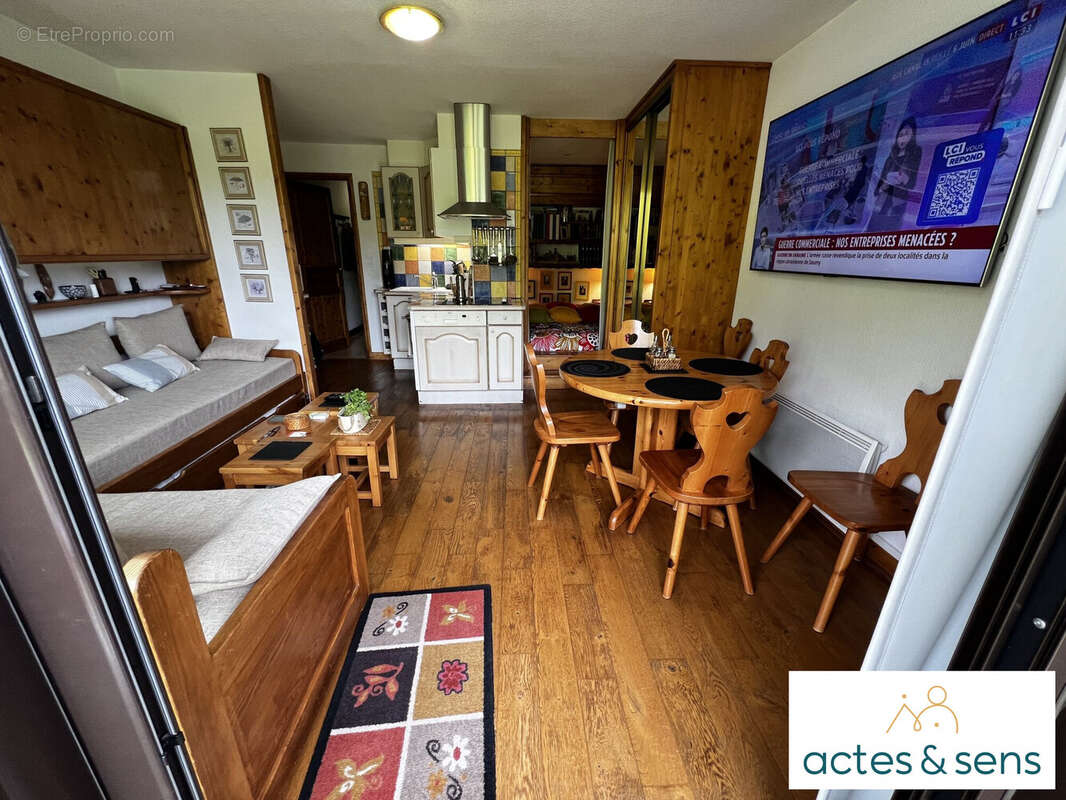 Appartement à LE CHATEL