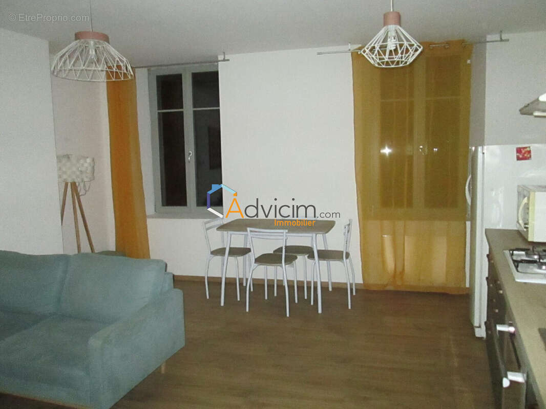 Appartement à LUXEUIL-LES-BAINS