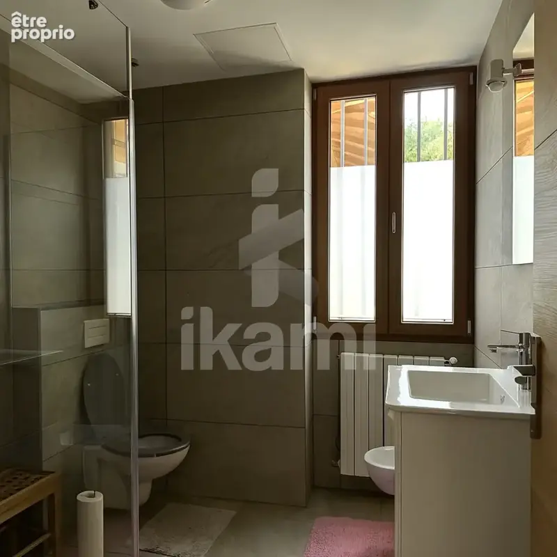 Maison familiale rénovée 165 m2 avec jardin et 5 chambres   Saint-Rambert-d’Albon - photo 11