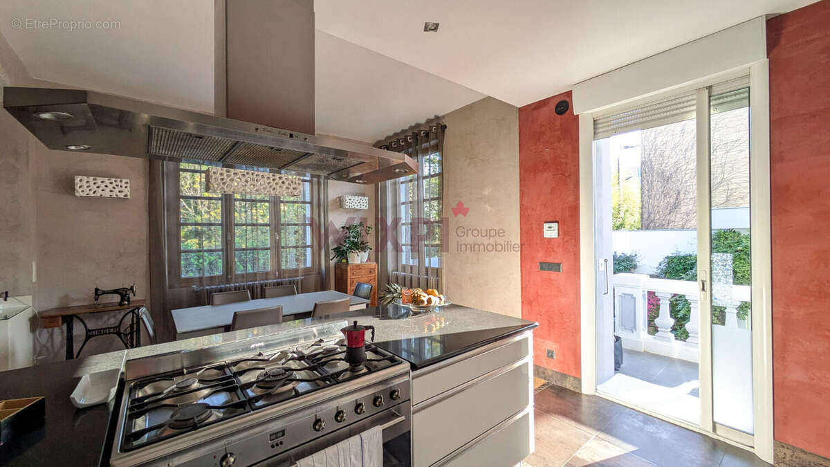 Maison à ROMANS-SUR-ISERE