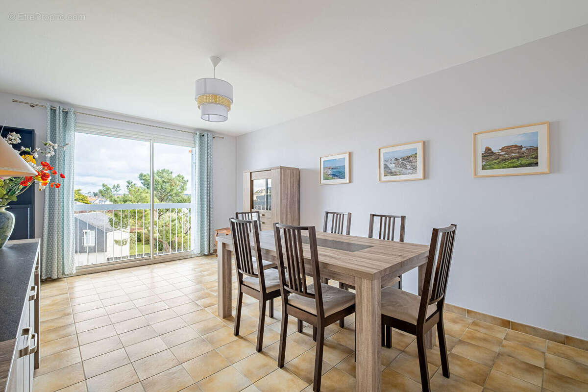Appartement à LE POULIGUEN