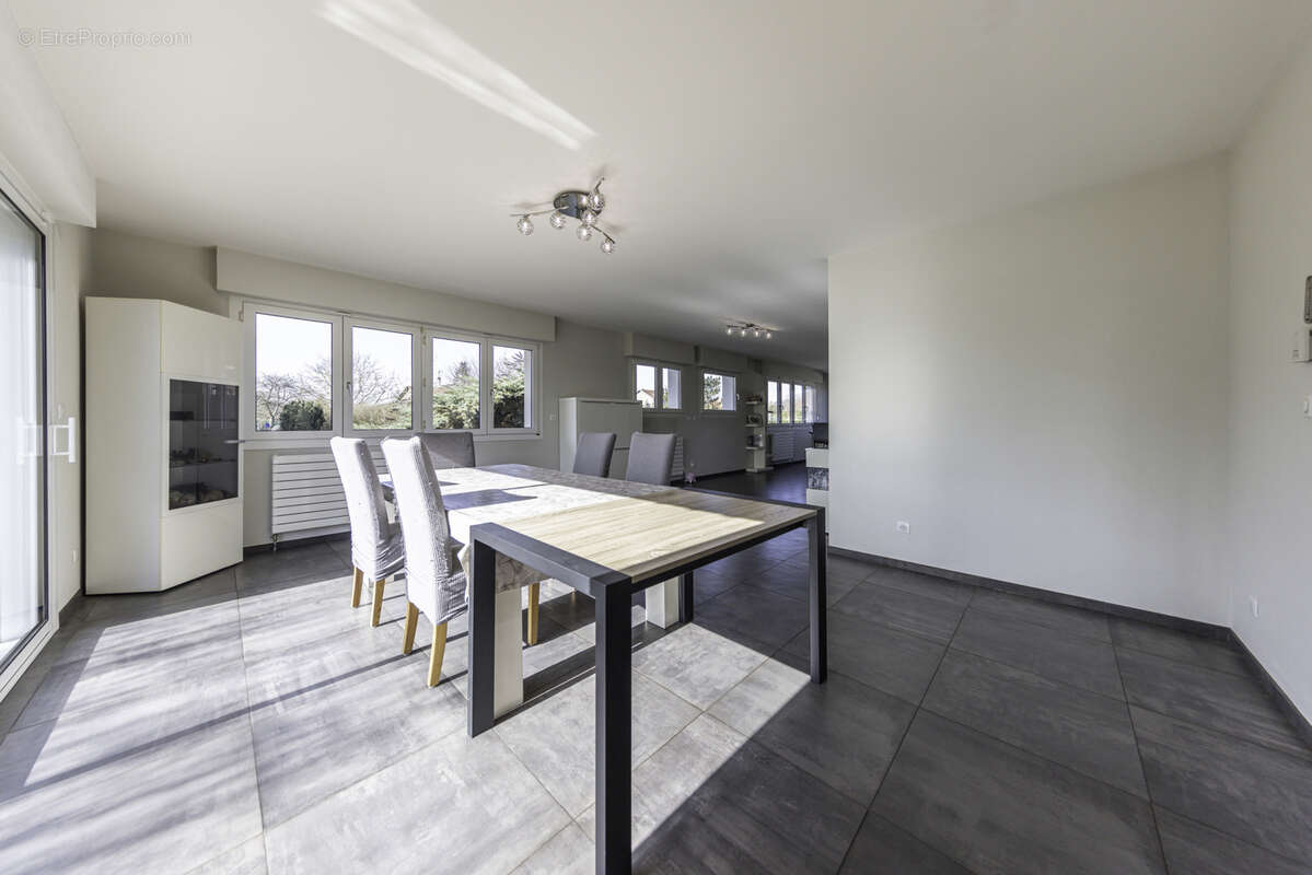 Maison à GONDREVILLE